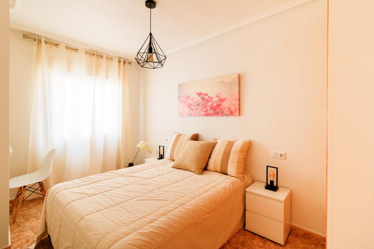 Sunny Delight Granfield A105 Apartment Torrevieja Bagian luar foto